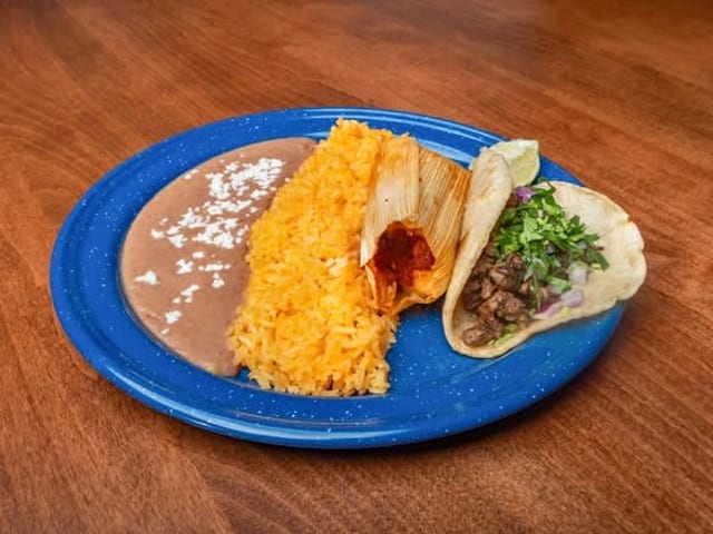 TACO Y TAMAL.