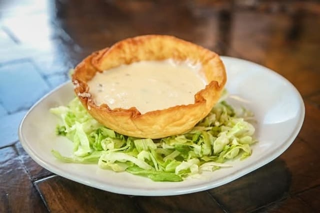 CHILE CON QUESO.
