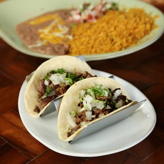 TACOS DE CARNE ASADA